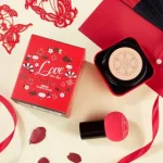 کوشن یانگمی مدل Love به همراه پد قارچی